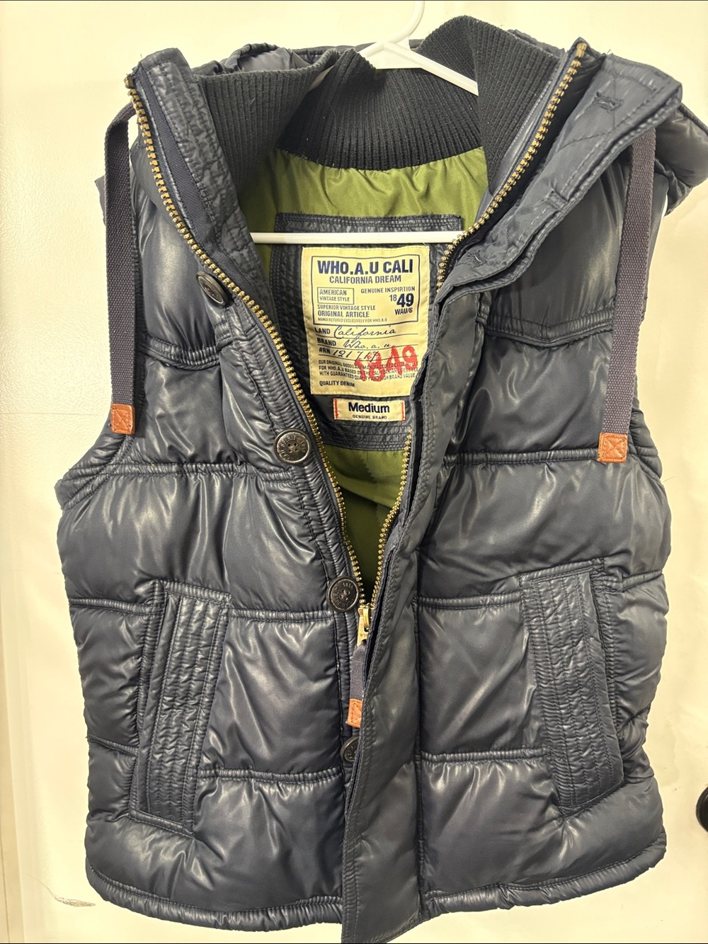 Who.A.U Cali Puffer Vest in Navy - Women's